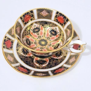 Taza de té y platillo Royal Crown Derby Old Imari 1128 Elizabeth azul cobalto 182 - Imagen 1 de 7