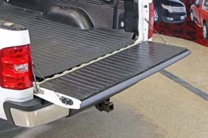 Dee Zee DZ86700 Universal Tailgate Mat 60" x 19.5" Some Trimming Maybe required - Picture 1 of 8