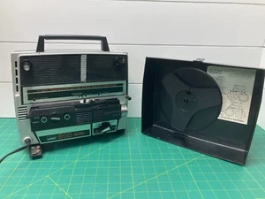 Vintage Montgomery Ward 810 Duo Eight Projector - Picture 1 of 9