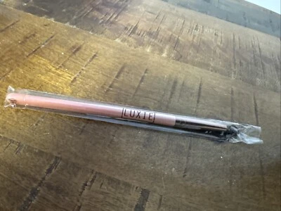 Luxie 243 Cepillo Mezclador Precisión Oro Rosa y Rosa, Cepillo Maquillaje Sombra de Ojos Foto 1 de 3