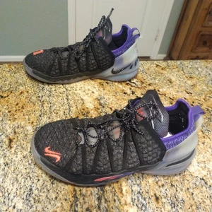 Nike Boys Lebron 18 NRG CT4677-001 Black Basketball Shoes Sneakers Size 5.5Y - Picture 1 of 12