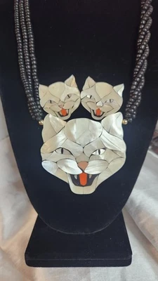 Vintage Lee Sands CAT Bead Necklace Earrings Shell Inlay 3 Piece Set As Shown - Image 1 of 4