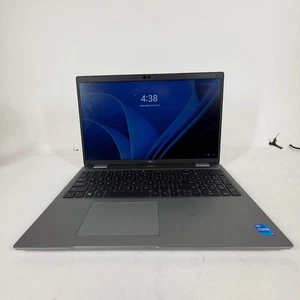 Dell Latitude 5520 15,6" i5-1135G7 2,4GHz 8GB RAM 256GB SSD - Bild 1 von 10
