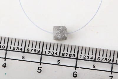 Cubo/caja suelta gris natural de 0,83 quilates diamante crudo perforado diama... - Imagen 1 de 4