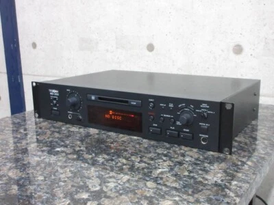 TASCAM MD-350 MINI DISC PLAYER / RECORDER MD DECK Remote controller USED AC100V - Image 1 of 4