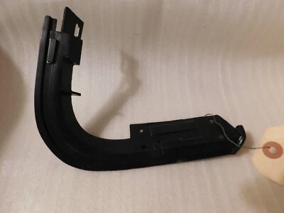 20294883 1982-88 PONTIAC 6000 QTR VENTANA REVELAR MLDG retenedor Foto 1 de 2