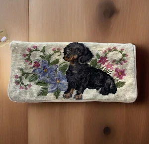 Daschund Wiener Dog Flowers Women’s Needle Point Wallet Union Trading Company - Picture 1 of 4