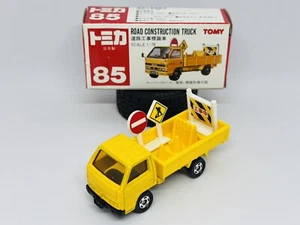 Tomica Tomy 85-2 Isuzu Elf Road Construction Truck - Made In Japan - Picture 1 of 15