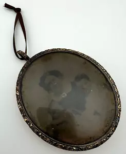 Large Ornate Mourning Locket Hair Photo Pendant Victorian - Picture 1 of 6