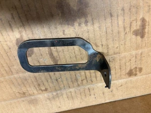 Protector de mano para motosierra Homelite VI Super 2 usado OEM - Imagen 1 de 3