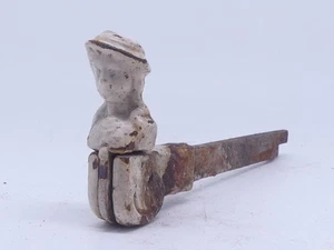 Madame Fensterladenhalter Ladenhalter Klappladenhalter Gusseisen antik - Bild 1 von 4