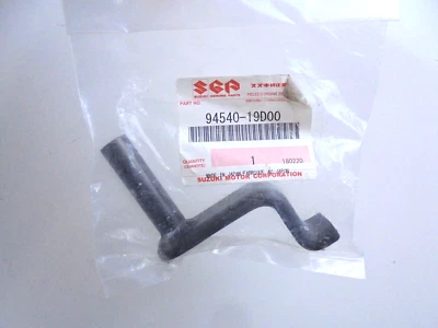 Suzuki RG125F Gamma 1992-1994 Side Cowling Fairing Bracket NEW OEM 94540-19D00 - Imagem 1 de 4