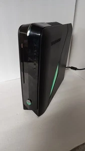 Alienware x51 R3, 1 TB, 8 GB RAM, i5-6400, NVIDIA GeForce GTX 745, Windows 10 - Picture 1 of 10