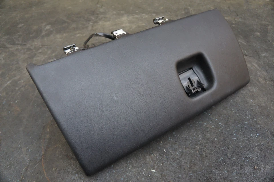 Dash Glove Box Compartment Door Ebony Black 15913751 Cadillac XLR 2004-09 *Note - Image 1 of 4