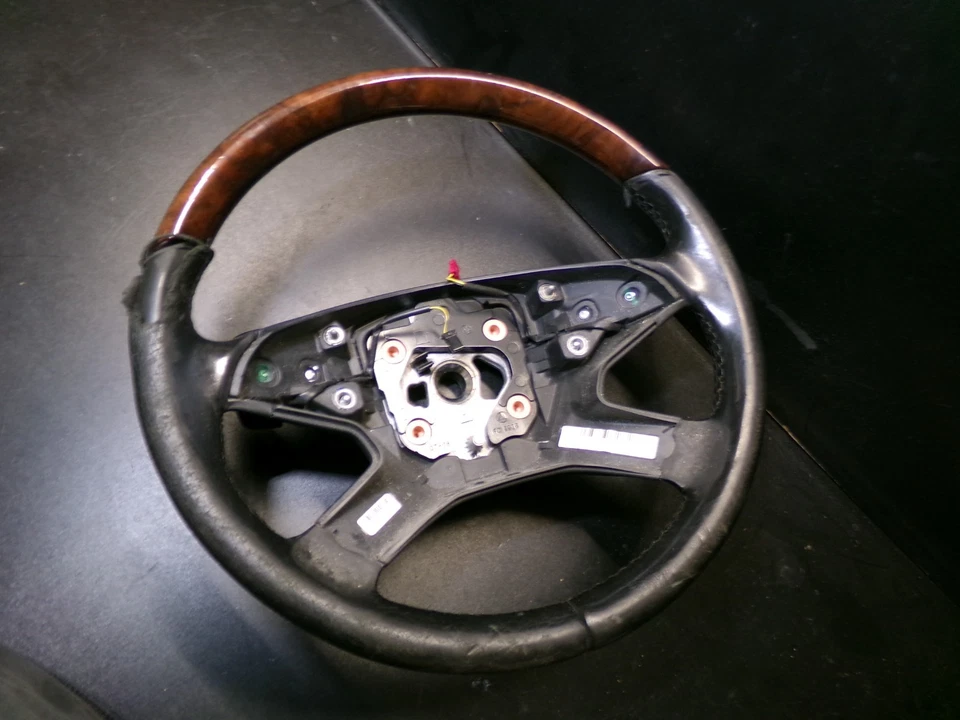 Driver Steering Wheel Wood Top A1644607103 09-12 Mercedes Benz W164 ML350 ML500 - Image 1 of 4