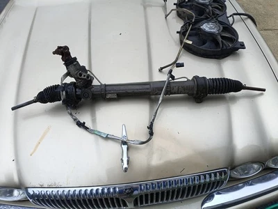  Barra y piñón de dirección asistida Jaguar XK8 X100 XJ8 X308 MJC3901AB OEM Foto 1 de 3