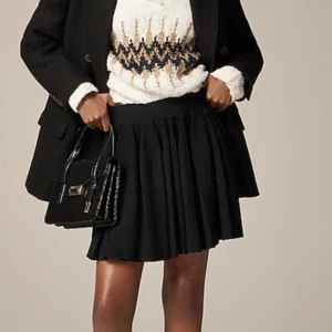 J. Crew Women's Size Small Flouncy sweater mini skirt Fun Pleated NWT - Picture 1 of 6