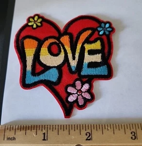 Hippie LOVE Embroidered Iron/Sew On Patch - Picture 1 of 1