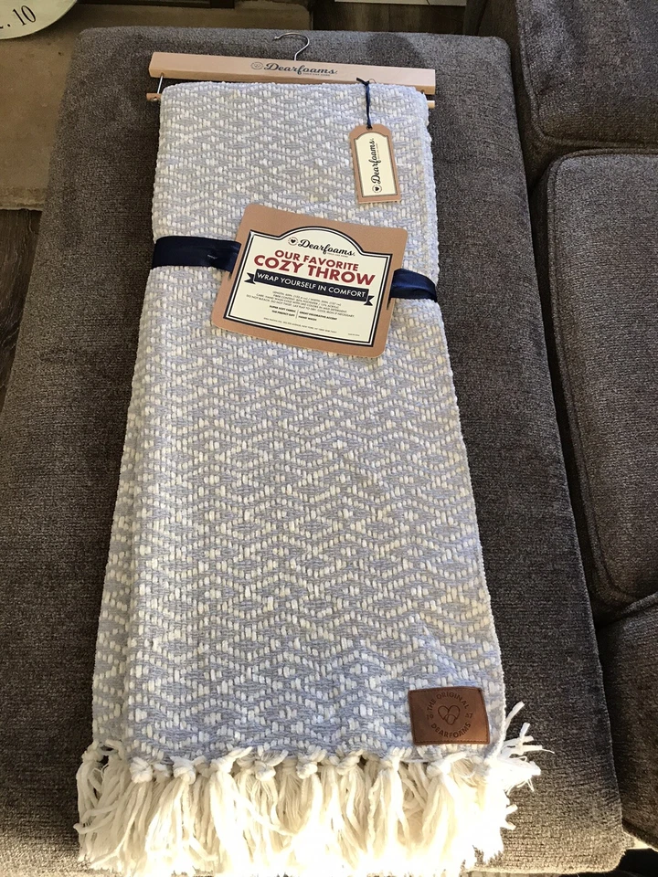 Dearfoams COZY THROW  with Fringe 60x50. Blue and White. NWT - Image 1 of 4