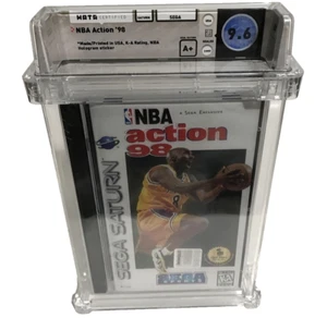 9,6 A+ SELLADO NBA acción KOBE BRYANT NOVATO juego WATA Sega NUEVO Saturn, 1997 - Imagen 1 de 6