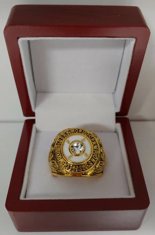 Detroit Tigers - 1935 World Series Ring With Wooden Display Box Cover