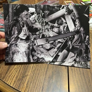 BOB ELMORE SIGNED 12x8  PHOTO THE TEXAS CHAINSAW MASSACRE 2! LEATHERFACE - Picture 1 of 3