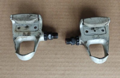 Pedales de bicicleta de carretera Shimano PD-1056 sin clip Foto 1 de 4