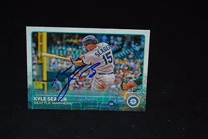 KYLE SEAGER 2015 TOPPS SIGNED BASEBALL CARD #332 SEATTLE MARINERS - Picture 1 of 2