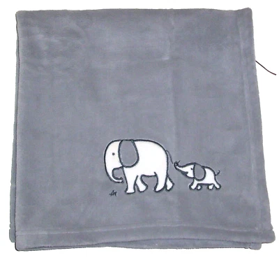 NUEVO Cloud Island Target Gris 2 Elefante Mamá Papá Bebé Manta Suave 29x29" Lovey Foto 1 de 2