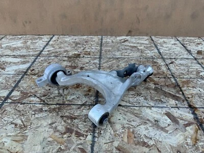 NISSAN 370Z 2009-2021 OEM CONDUCTOR DELANTERO IZQUIERDO BRAZO DE CONTROL INFERIOR MONTAJE TRACCIÓN TRASERA Foto 1 de 4