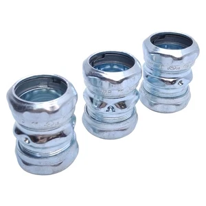 Lotto 3 Thomas & Betts 5320 uso accoppiamento con condotto EMT misura 1", acciaio - Foto 1 di 5