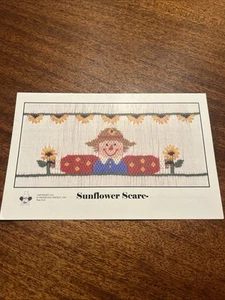 SMOCKING PLATE Sunflower Scare (Crosseyed Cricket Designs) - Picture 1 of 1