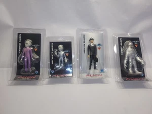 Lot 4 Men in Black Alien 97 Shadowbox Collectibles 5" Figure Card Kaiju Sofubi - Bild 1 von 6