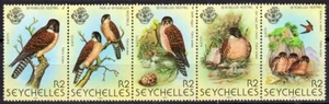 Seychelles 1980 Birds (2nd Series) 2r horiz strip of 5. SG 463a. MNH - Picture 1 of 2