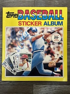 George Brett 1980 Autogramm signed Topps Baseball Sticker Album mit COA - Bild 1 von 4