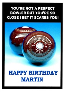 Personalisierte Not a Perfect Bowler SCHÜSSELN Geburtstagskarte mit Umschlag Rasengrün - Bild 1 von 1