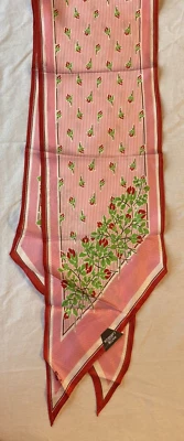 Vintage 1980s NWT Hattie Carnegie 100% Silk Scarf Red & Pink Roses 8" x 64" - Image 1 of 4