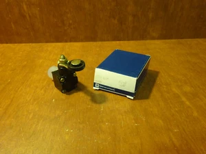 Telemecanique ZCK-D31 64706 - Bild 1 von 2