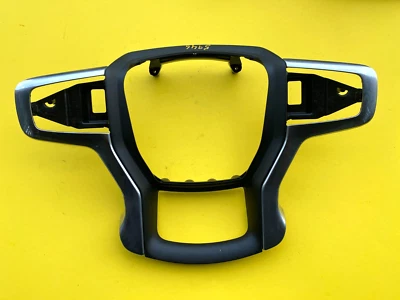 2019-2023 CHEVROLET BLAZER STEERING SWITCH BEZEL MOLDING COVER TRIM OEM 84905551 - Image 1 of 4