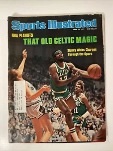 Sports Illustrated April 25, 1977 Sidney Wicks Boston Celtics NBA Playoffs - Picture 1 of 1