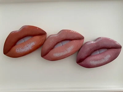 Huda Beauty lip set 1 - Image 1 of 4