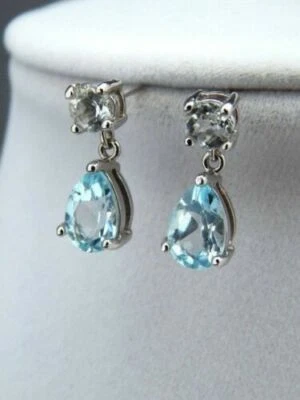 Pendiente colgante de diamantes creado en laboratorio azul aguamarina pera de 4 quilates de oro blanco de 14 k Foto 1 de 4