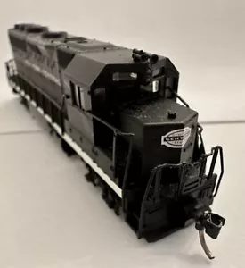 Atlas N Scale GP-40 Diesel Loco #48534 - Picture 1 of 7