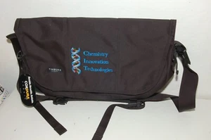 Timbuk2 19.5" Black w/ Black Trim Messegner Bag w/ Chemistry Innovation Technolo - Picture 1 of 2