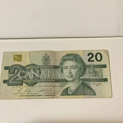 Billete de $20 Canadá 1991 Ottawa Queen Elizabeth serie circulada # ESV5183891 Foto 1 de 4