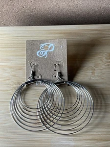 Plunder Design - Orecchini a goccia multi anello a increspatura argento - Spedizione gratuita - Foto 1 di 2