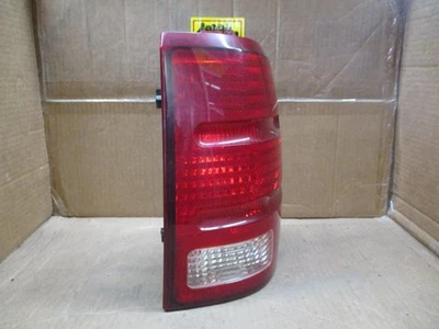 Luz trasera derecha lado pasajero Ford Explorer 2002-2003 4 puertas OEM-1L2Z13404AA Foto 1 de 4