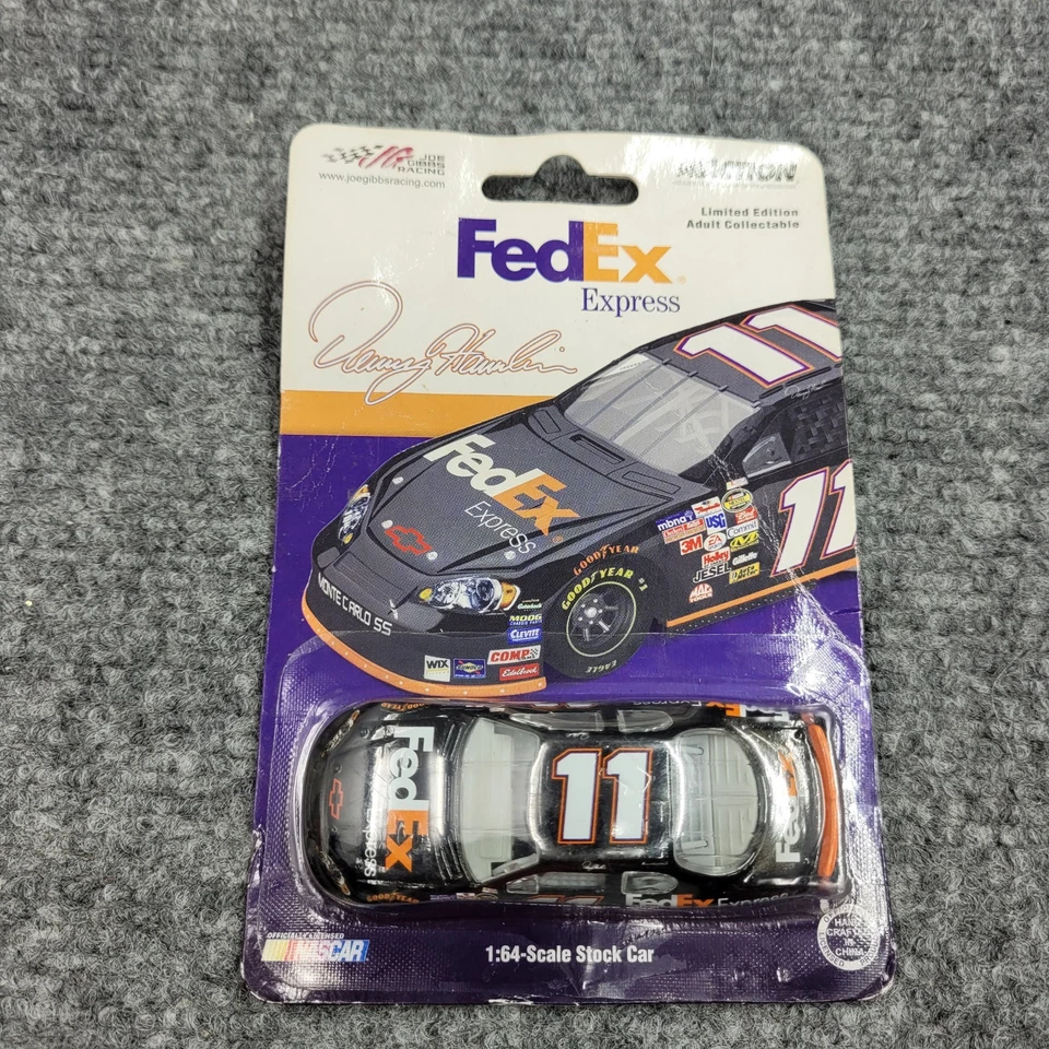 Denny Hamlin #11 2006 FedEx Express 1:64 acción diecast Gibbs nuevo en caja Foto 1 de 4