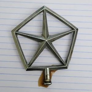 VINTAGE DODGE/PLYMOUTH/CHRYSLER HOOD ORNAMENT EMBLEM - Picture 1 of 7