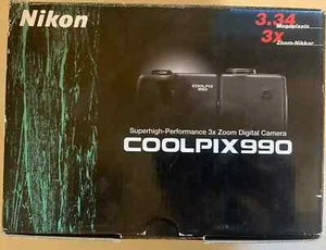 VINTAGE NIKON Coolpix 990 3.34MP CCD COMPACT DIGITAL CAMERA USED WITH ALL* PARTS - Picture 1 of 8